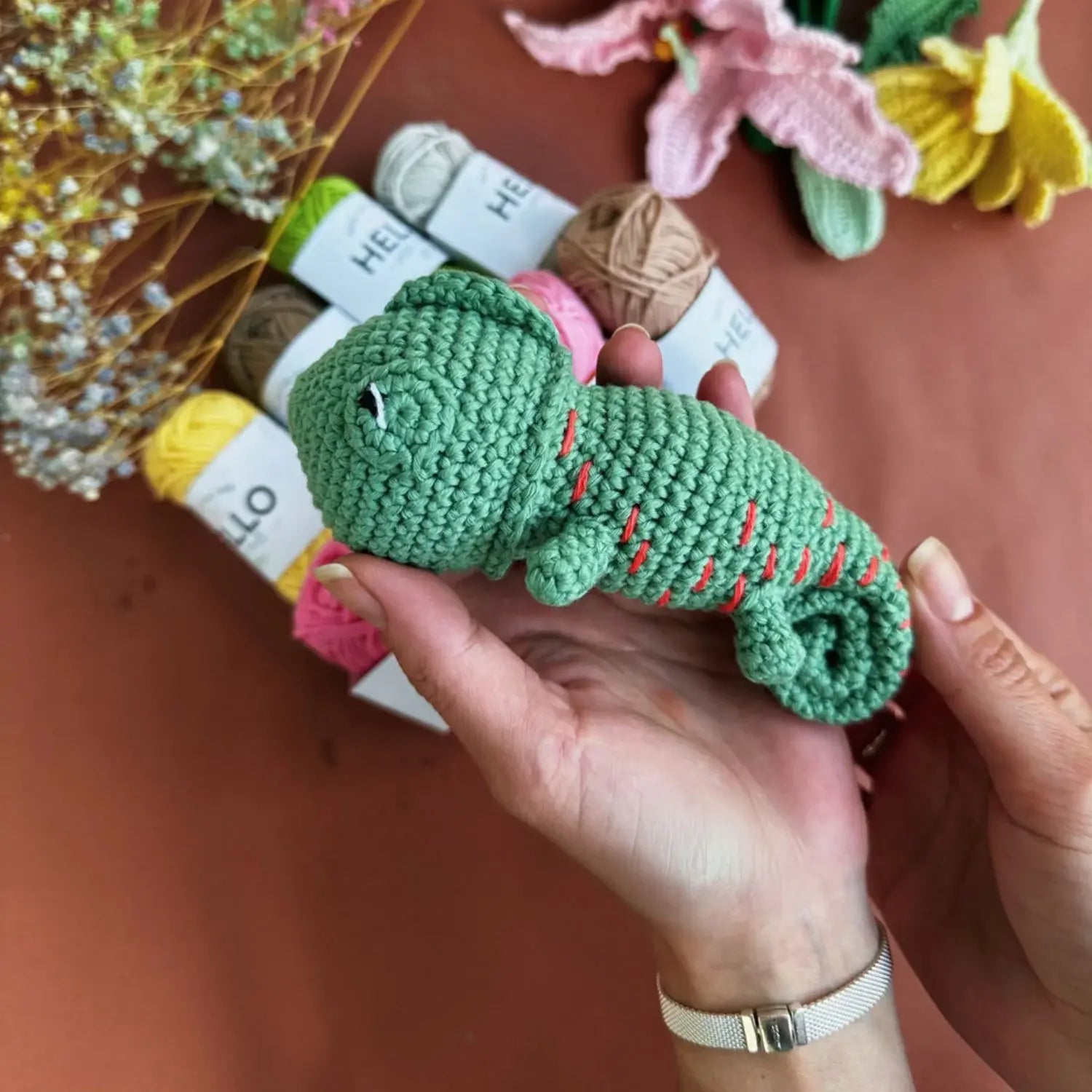 Knitty Critters - Pouch Pals - Karen Chameleon